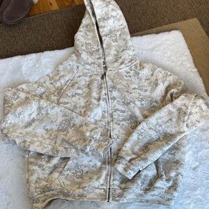 NWOT Mertra Digital Camo Hoodie - Beige and Gray